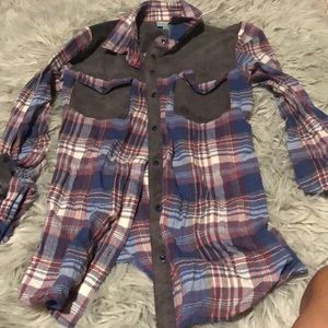 Gently worn C & C California top!